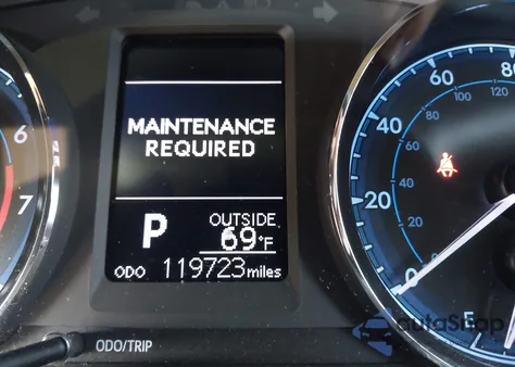 2019 Toyota Corolla Le z USA, uszkodzony, nr VIN 2T1BURHE5KC141740